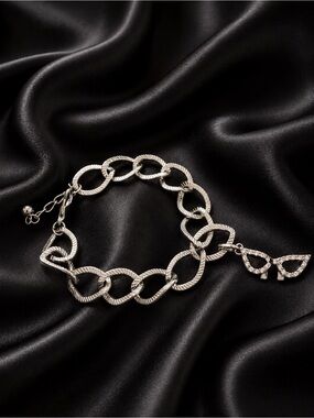 🎭 Vintage Silver Tone Textured Link Bracelet w Rhinestone Cat Eye Glasses Charm